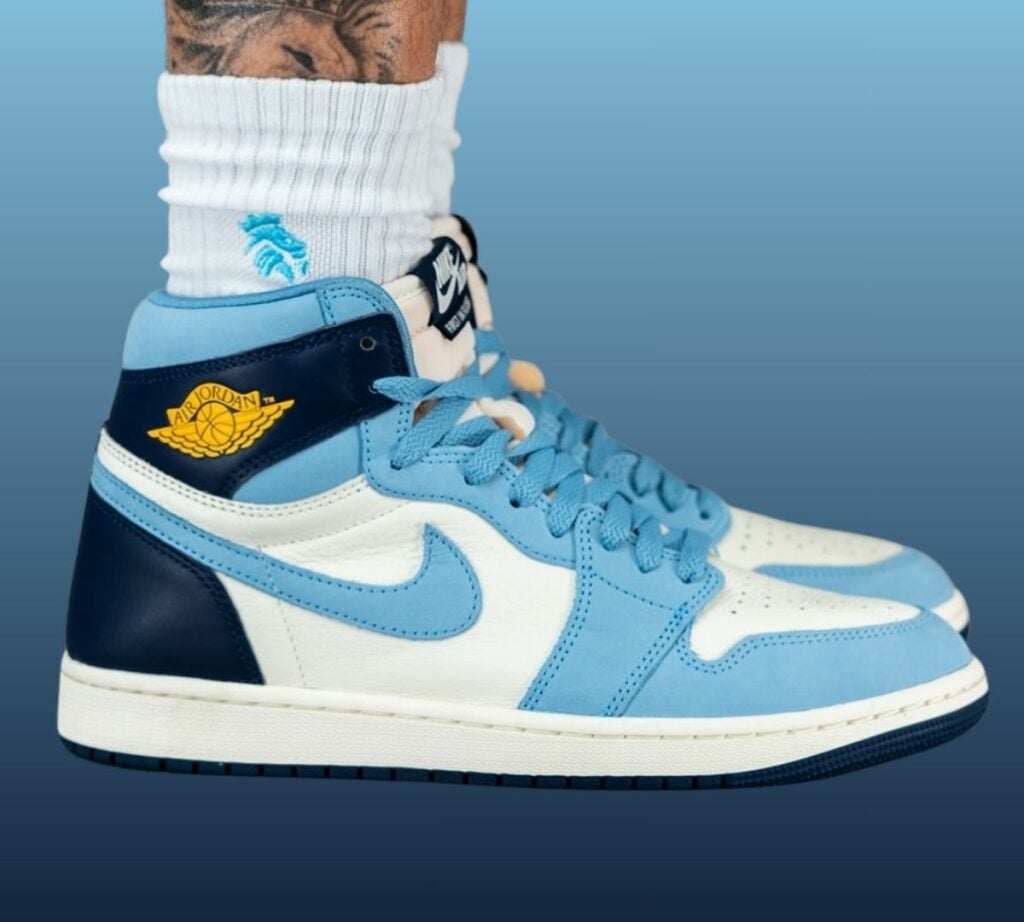 Air Jordan 1 High OG First in Flight FD2596-400 On-Feet