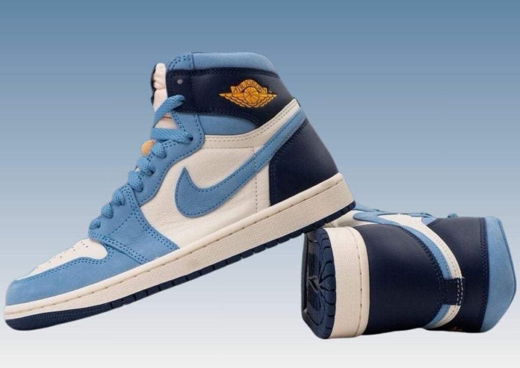 First in Flight Air Jordan 1 High FD2596-400