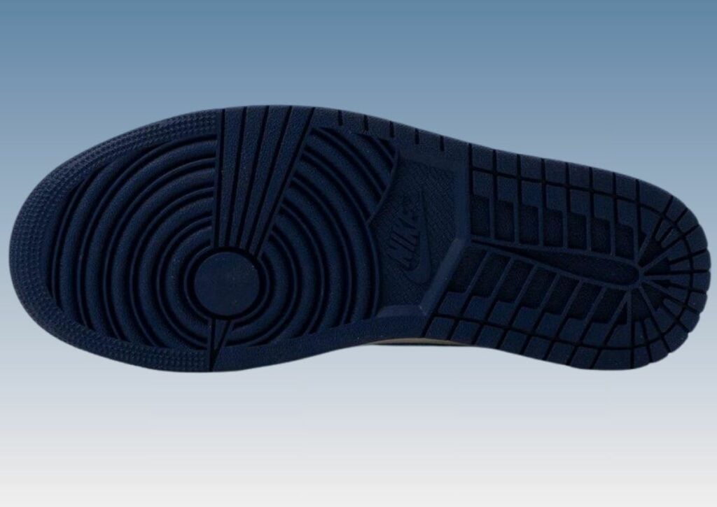 First in Flight Air Jordan 1 High FD2596-400