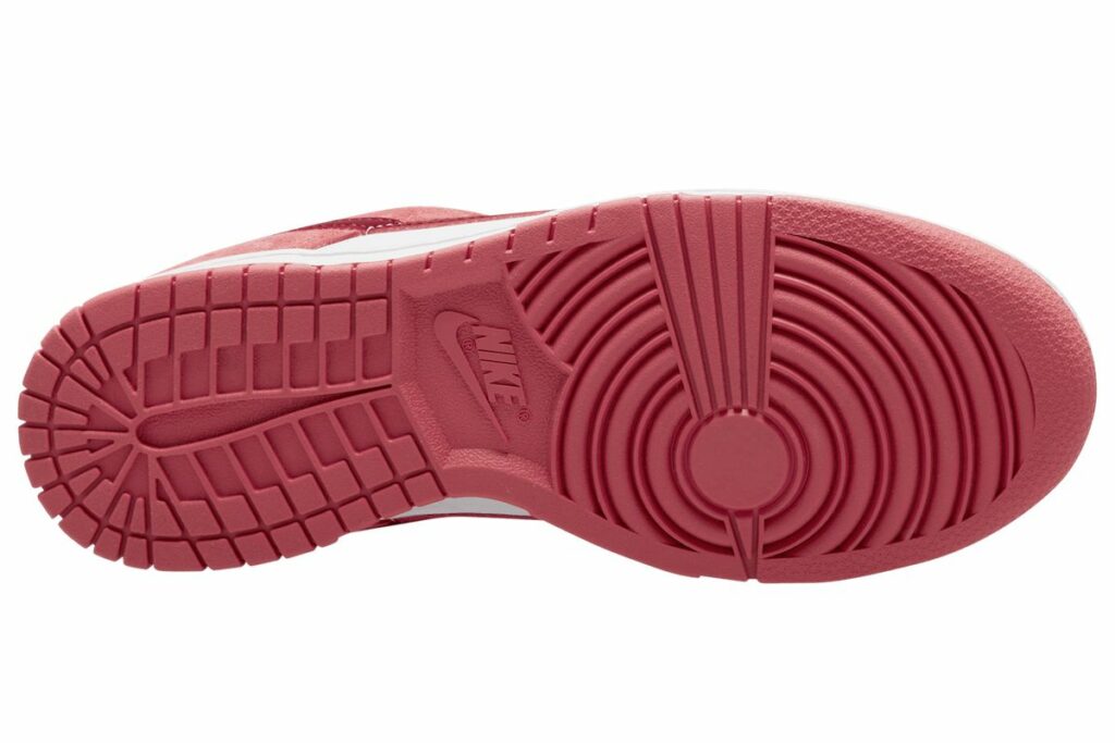 Nike Dunk Low Valentines Day 2024 FQ7056-100