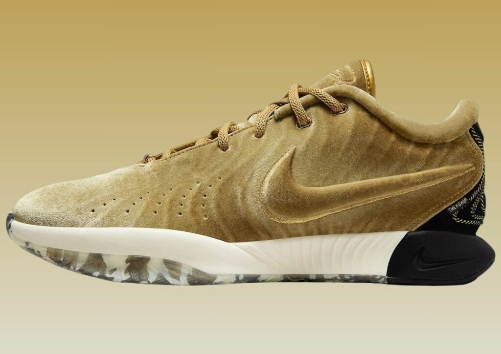 The Shop Nike LeBron 21 Metallic Gold FZ7883-700