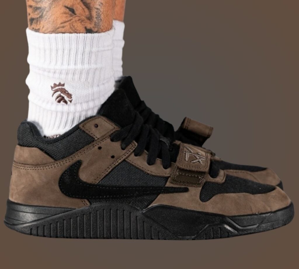 Travis Scott Jordan Jumpman Jack Dark Mocha On-Feet