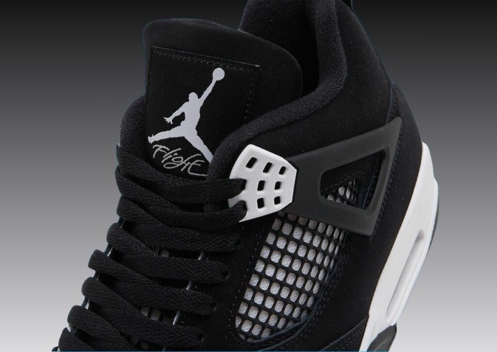 White Thunder Air Jordan 4 FQ8138-001 2024